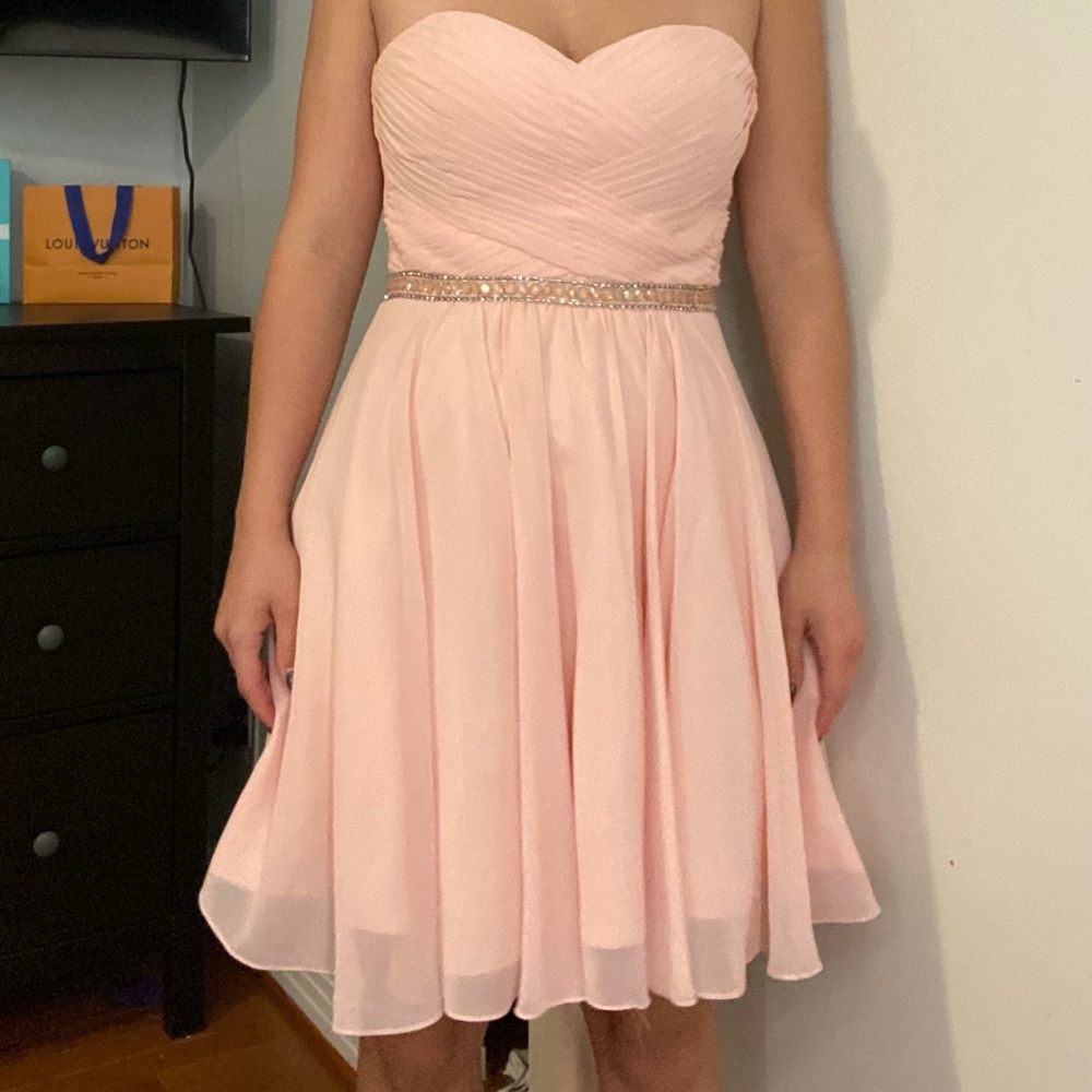 Eureka mini homecoming dress in pink size M